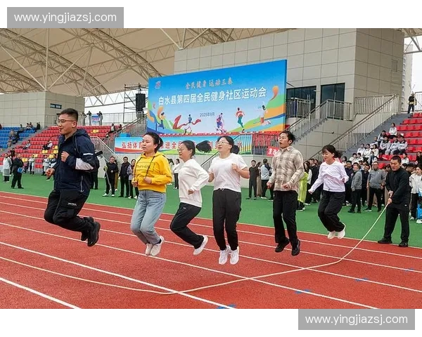 凝聚青春力量共筑健康梦想打造全民共享的体育主题文化馆